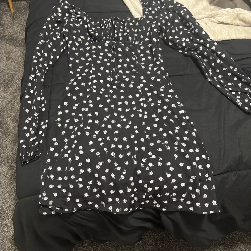 Black Floral Long Sleeve Dress
